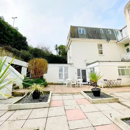 Minster Dreams - A Perfect Seaside Retreat For Couples Near Porthminster *